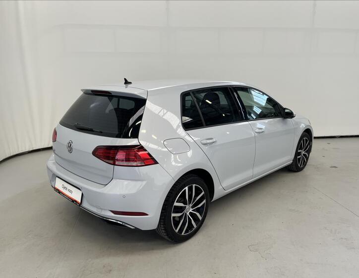 Volkswagen Golf 2
