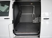 Volkswagen Transporter 9