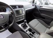 Volkswagen Golf 26