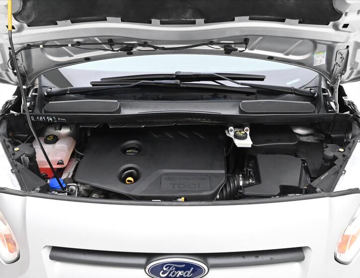 Ford Tourneo Connect 9