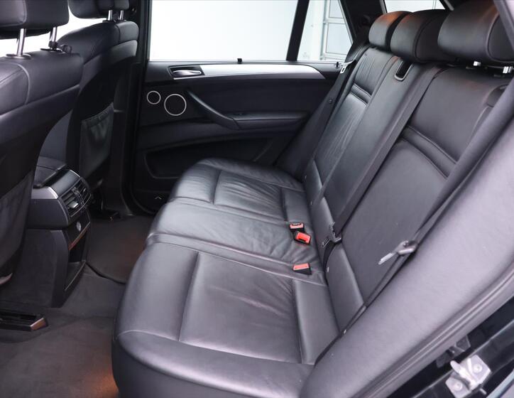 BMW X5 16