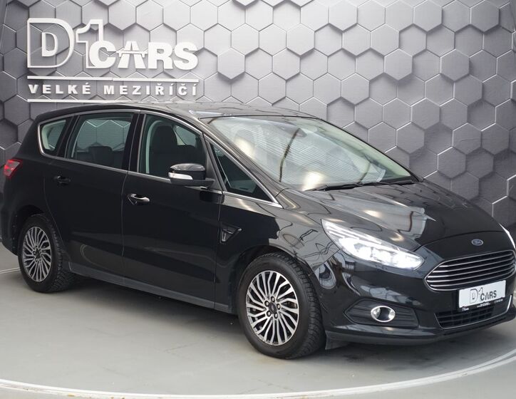 Ford S-MAX 5