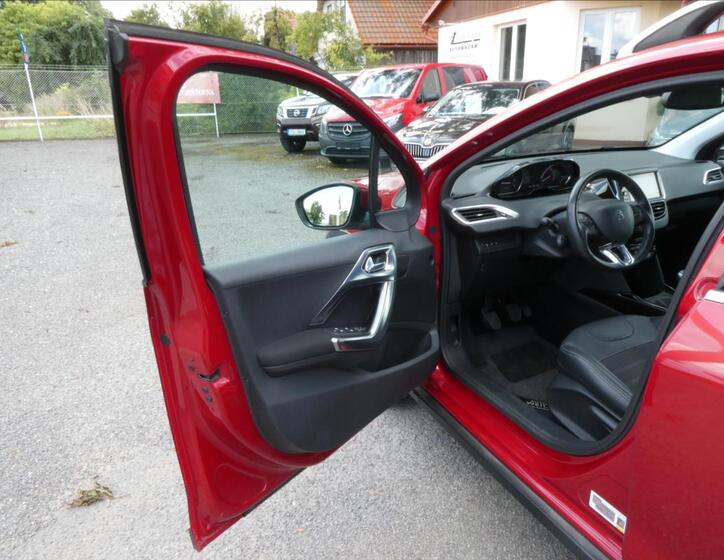 Peugeot 2008 17