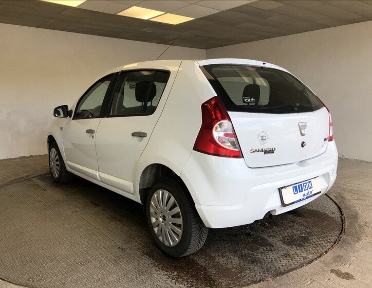 Dacia Sandero 5
