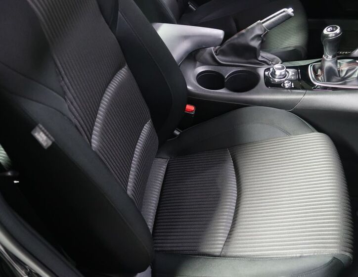 Mazda 3 13