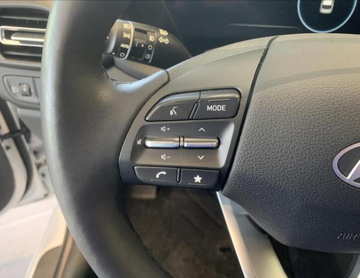 Hyundai i30 32