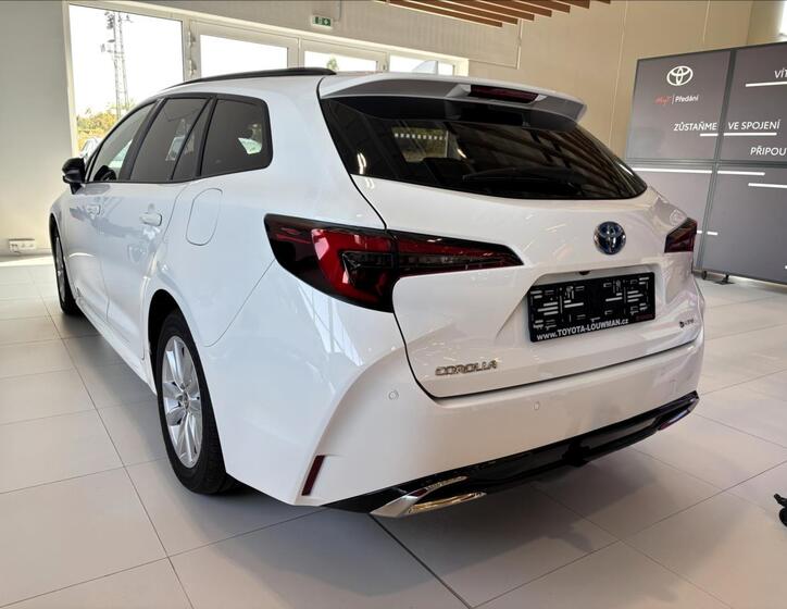 Toyota Corolla 4