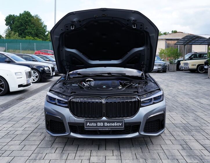 BMW Řada 7 10