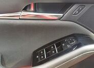 Mazda 3 4