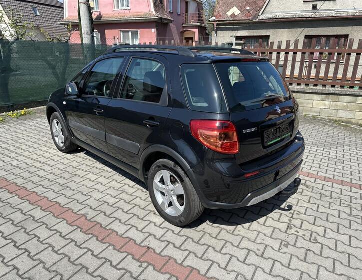Suzuki SX4 7