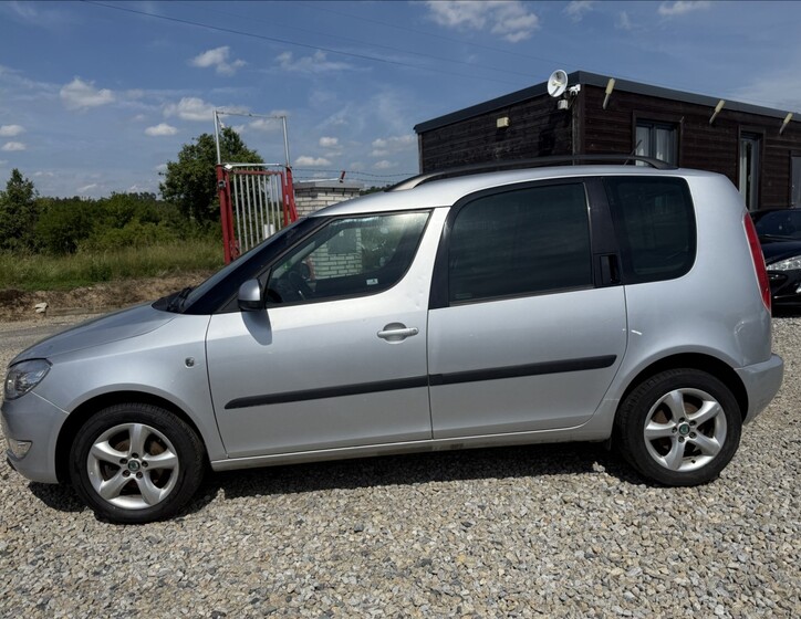Škoda Roomster 8