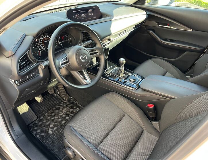 Mazda CX-30 14