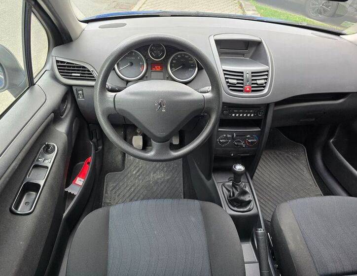 Peugeot 207 12
