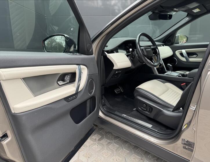 Land Rover Discovery Sport 10