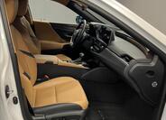 Lexus ES 300h 7