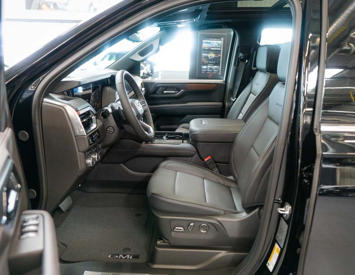 GMC Yukon 18