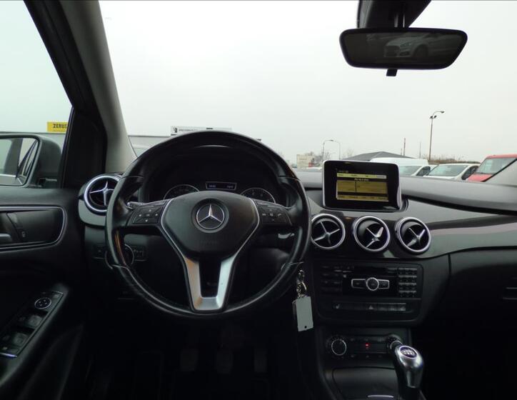 Mercedes-Benz Třídy B 12
