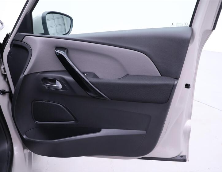 Citroën C4 Picasso 12