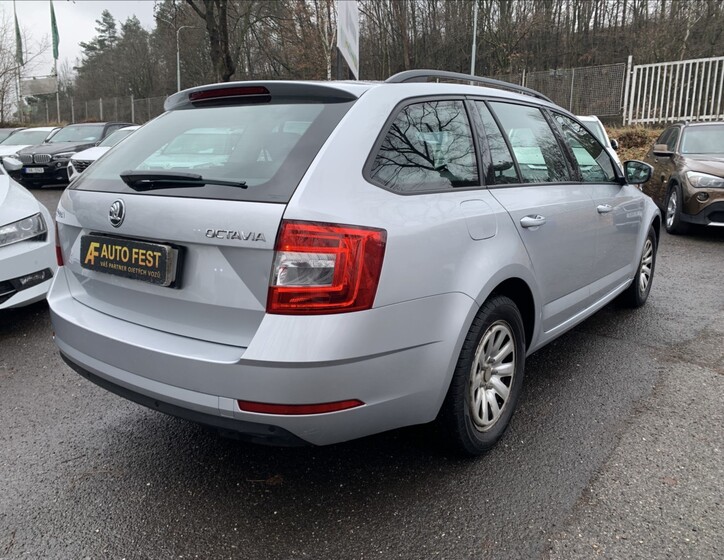 Škoda Octavia 8