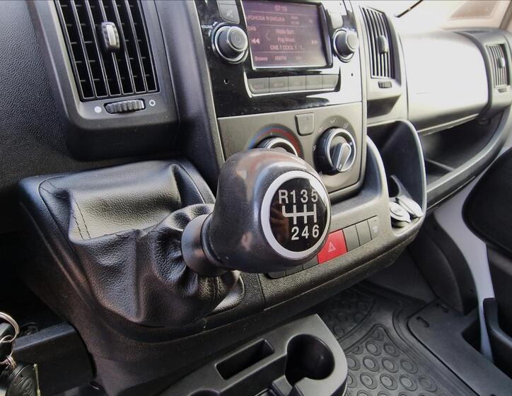 Peugeot Boxer 32