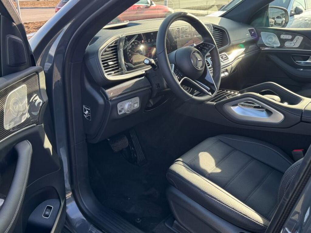 Mercedes-Benz GLE 8