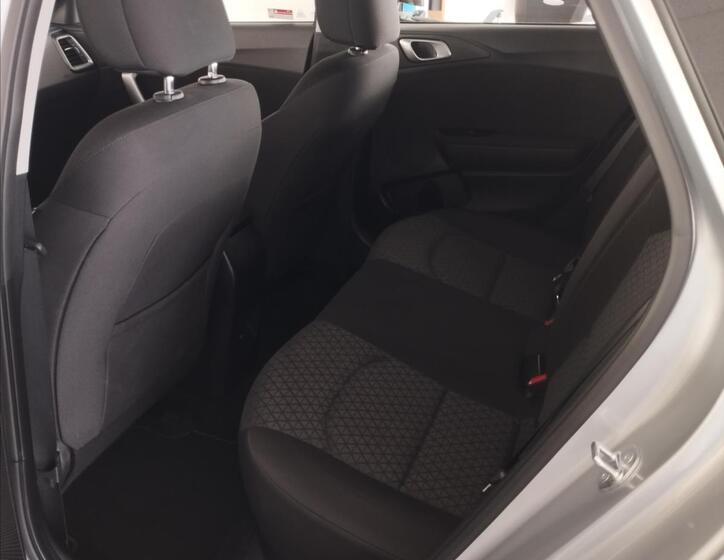 KIA Ceed 11