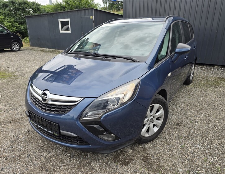 Opel Zafira 1