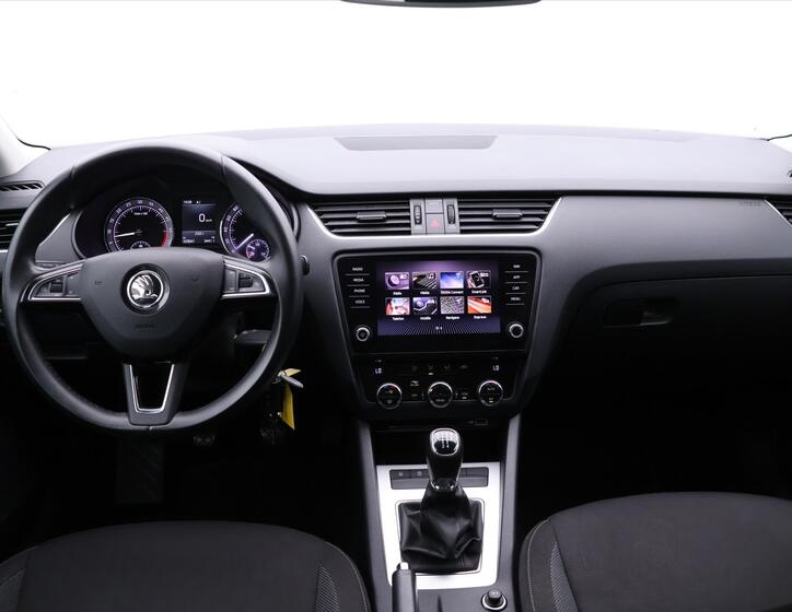 Škoda Octavia 21