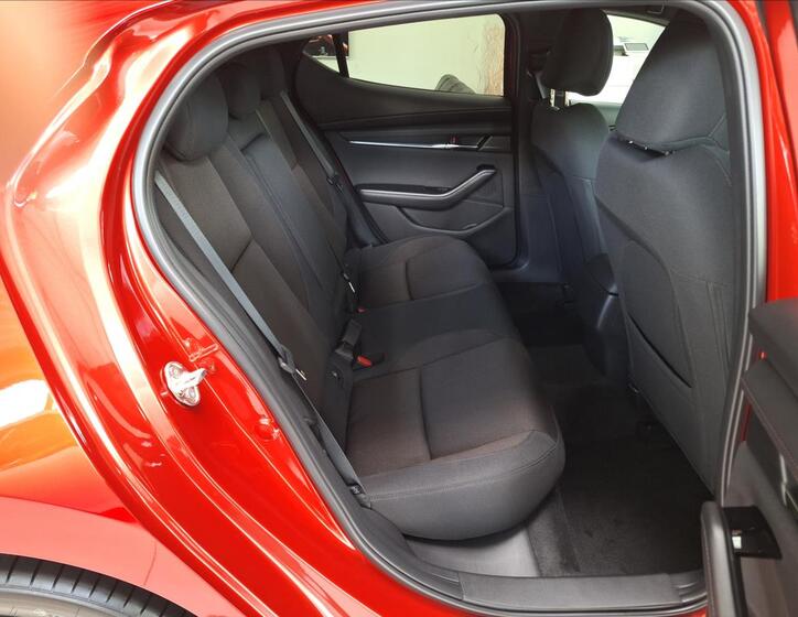 Mazda 3 5