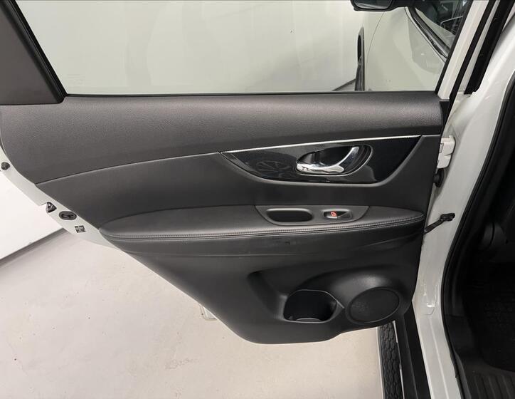 Nissan X-Trail 26