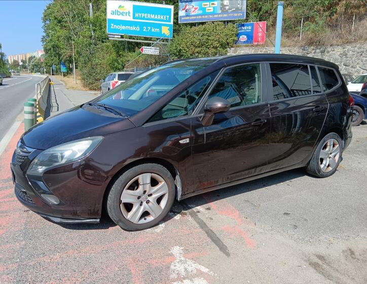 Opel Zafira 5