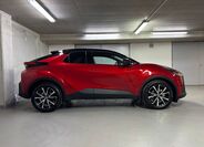 Toyota C-HR 4