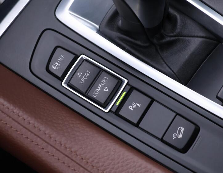 BMW X6 33