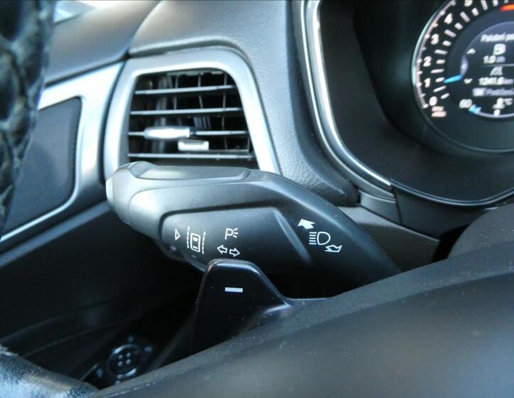 Ford Mondeo 32