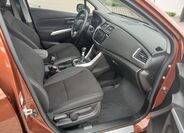 Suzuki SX4 S-Cross 16