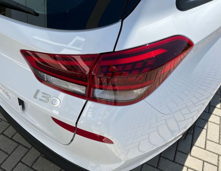 Hyundai i30 11