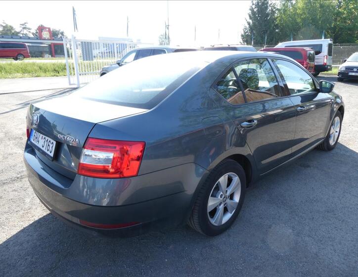 Škoda Octavia 8