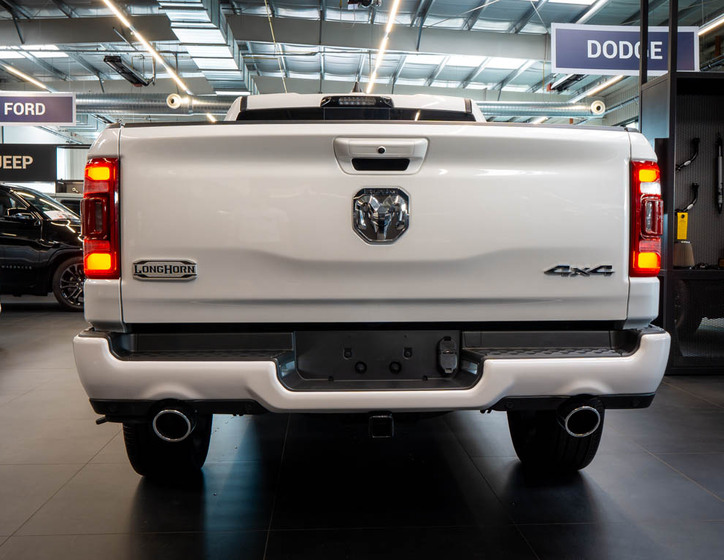 Dodge RAM 4