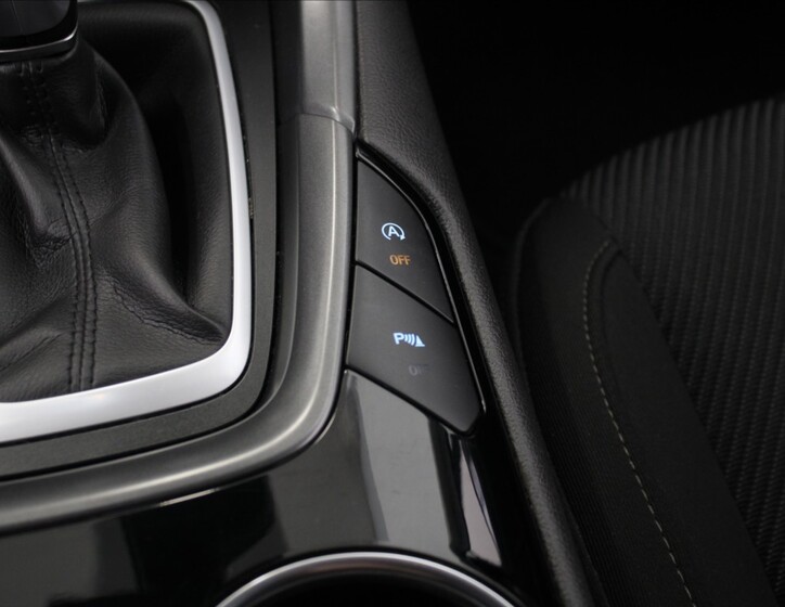 Ford Mondeo 14