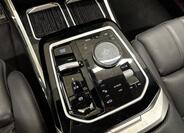 BMW i7 11