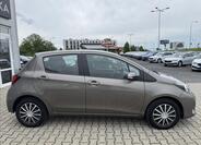 Toyota Yaris 9