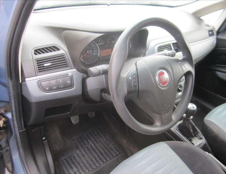 Fiat Grande Punto 10
