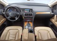 Audi Q7 17