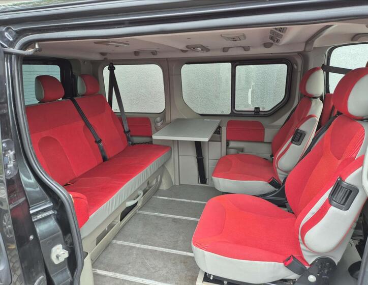 Opel Vivaro 20