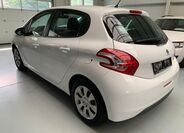 Peugeot 208 4