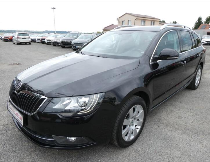 Škoda Superb 3
