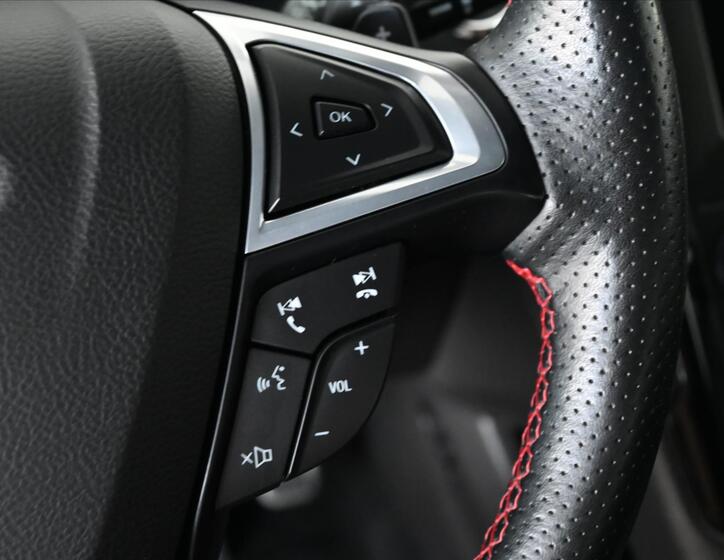 Ford Mondeo 18