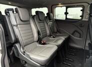 Ford Tourneo Custom 14