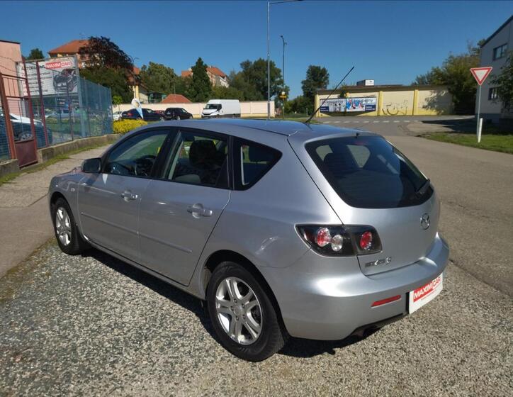 Mazda 3 7
