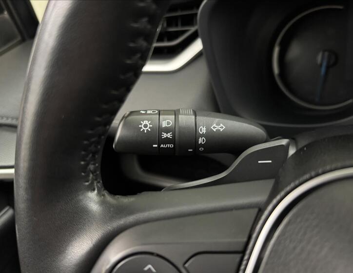 Toyota RAV4 11
